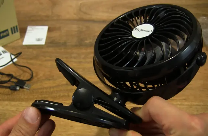 Clip Style of Skygenius Fans Clip Style of Skygenius Fans