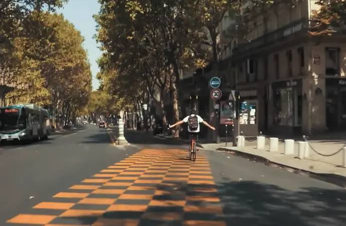 Is It Safe to Ride a Bike with No Brakes Is It Safe to Ride a Bike with No Brakes?