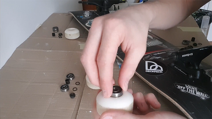 Cleaning Skateboard Wheels: How To Do It With 10 Easy Steps? Return the Bearings Back to the Wheels