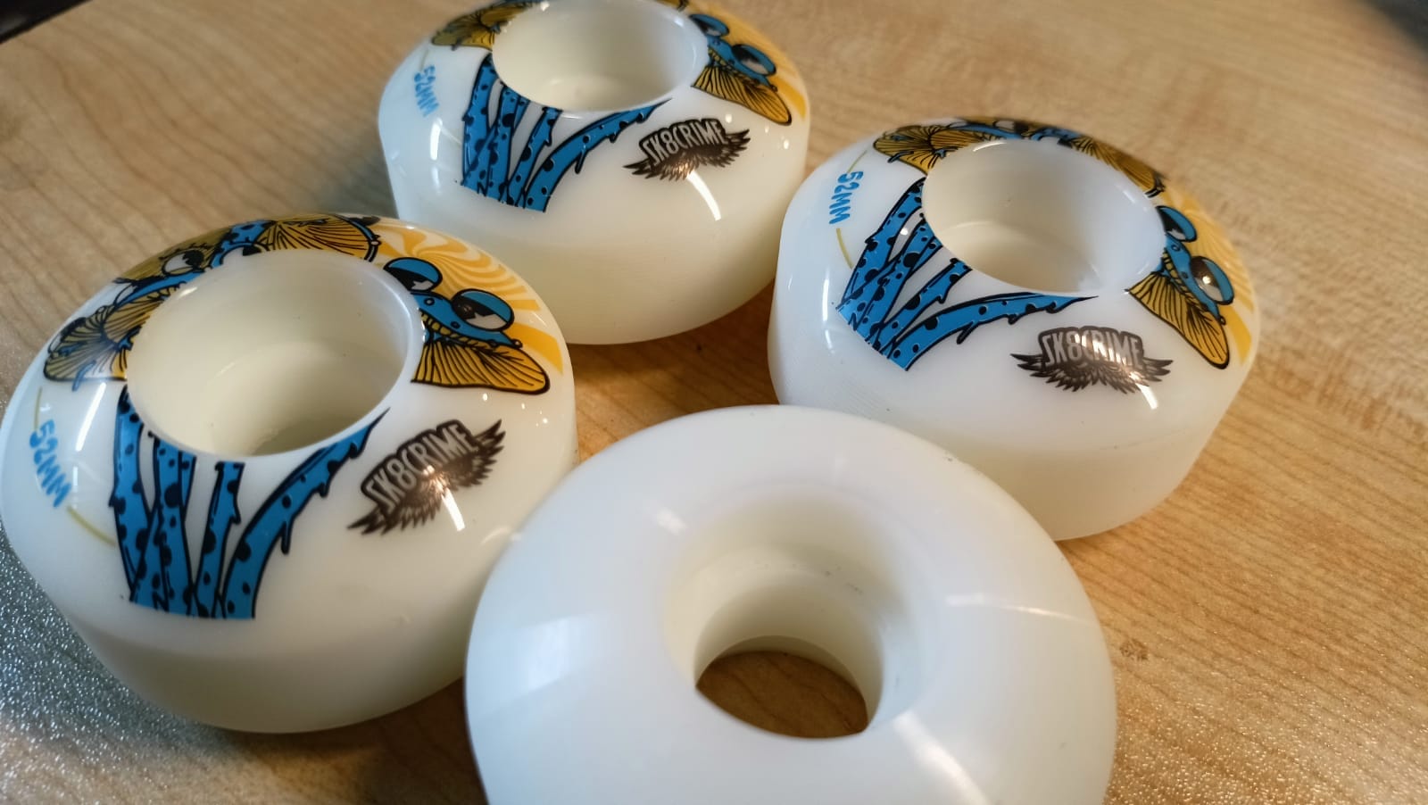 Ripstik Vs. Skateboard: The Battle of the Boards Decoded! Skateboards can be narrow, long, wide, and short. But, a common thing between these is that they have four wheels,