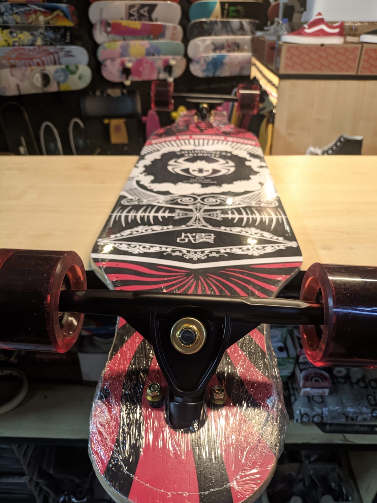 I also realized that the large turning radius might take some getting used to, but once mastered, you'll enjoy a smooth ride with no resistance.