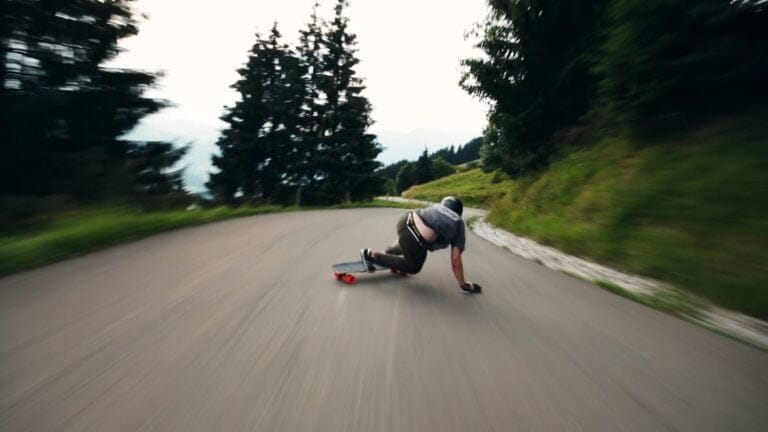 Discovering Great Places to Longboard Near You Discovering Great Places to Longboard Near You